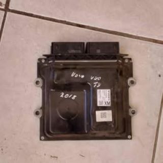 Volvo V40 T3 2018 Computer box - Private Seller Volvo V40 T3 2018 Computer box - Private Seller