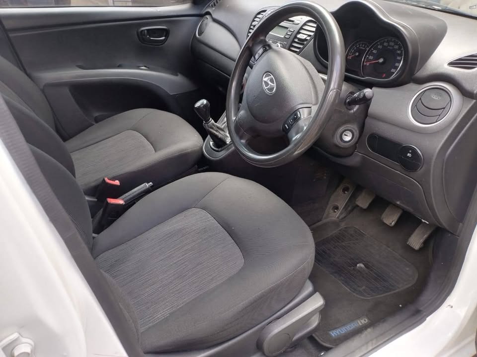 2017 HYUNDAI I10 1.2 MANUAL