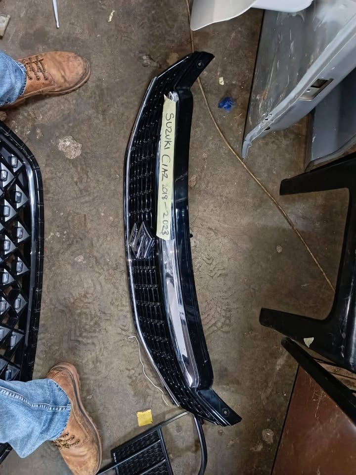 Suzuki ciaz 2018-2023 front Grill - Private Seller Suzuki ciaz 2018-2023 front Grill - Private Seller