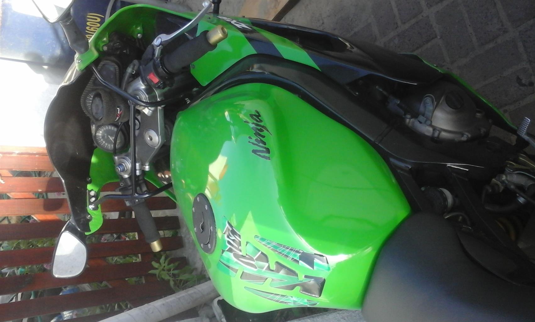 1999 Kawasaki Ninja