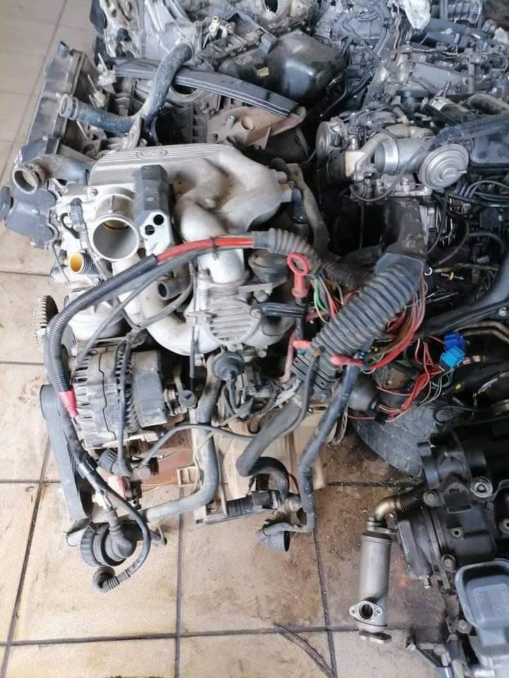 BMW E36 318i M43 Engine stripping for spares - Private Seller BMW E36 318i M43 Engine stripping for spares - Private Seller