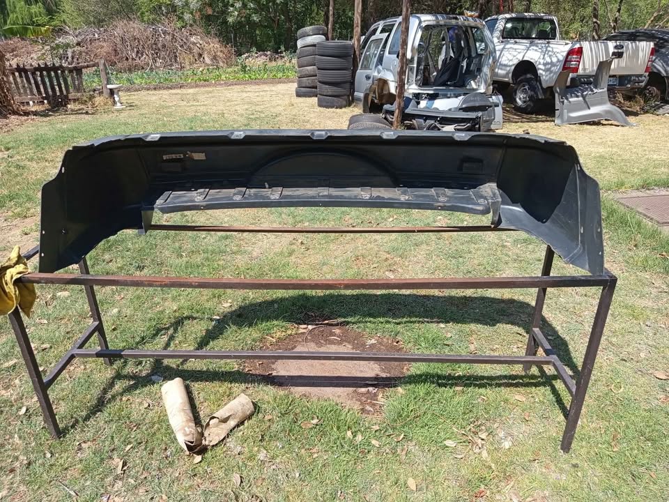 Used 2006 Jeep Cherokee rear bumper - Private Seller Used 2006 Jeep Cherokee rear bumper - Private Seller