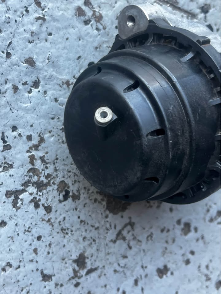 BMW 5 Series (G30, G31) and X5 (G05), X6 (G06), X7 (G07), 7 series (G11, G22) engine mountings - Private Seller BMW 5 Series (G30, G31) and X5 (G05), X6 (G06), X7 (G07), 7 series (G11, G22) engine mountings - Private Seller