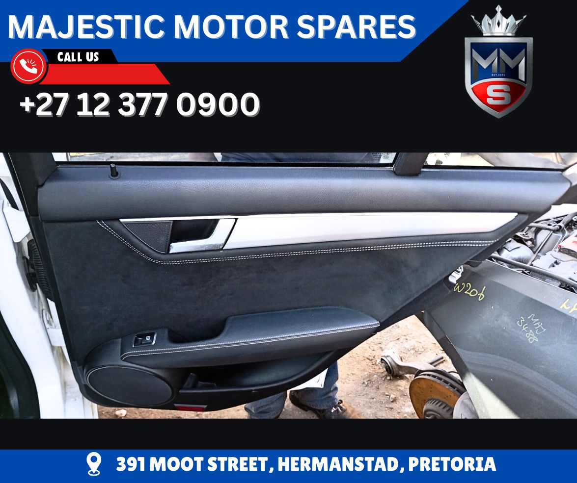 Mercedes Benz C200 CGI W204 Door panels for Sale – Used - Private Seller Mercedes Benz C200 CGI W204 Door panels for Sale – Used - Private Seller