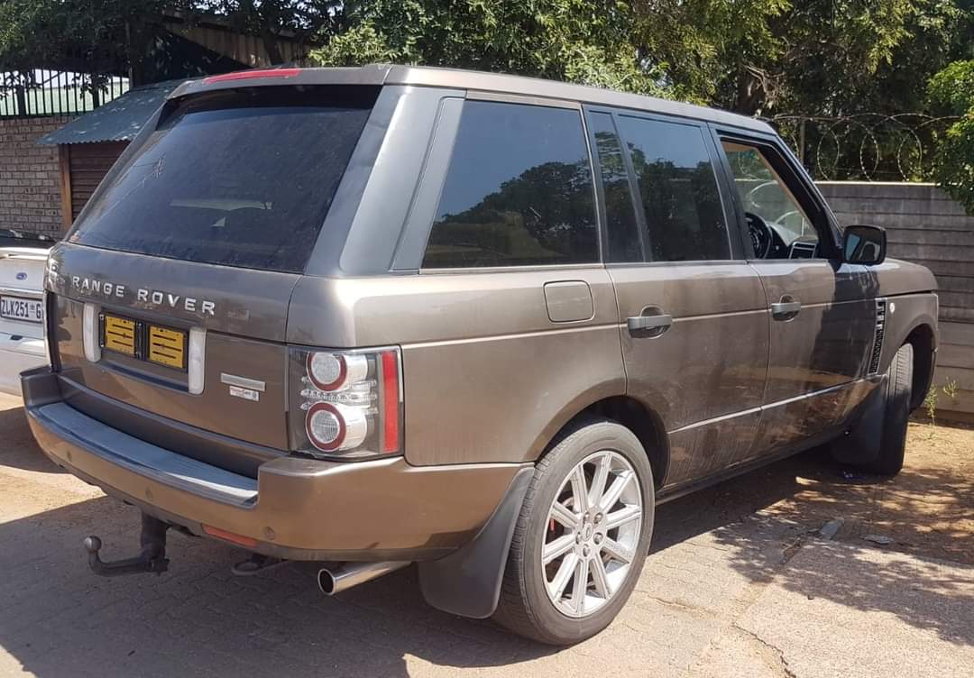 2013 Range Rover Vogue 5.0l V8 S/C Stripping for Spares