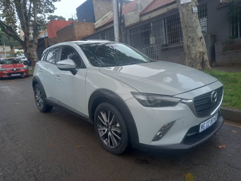 2016 Mazda CX3 SKYACTIVE 2.0 Petrol, Manual, White, 56000kms
