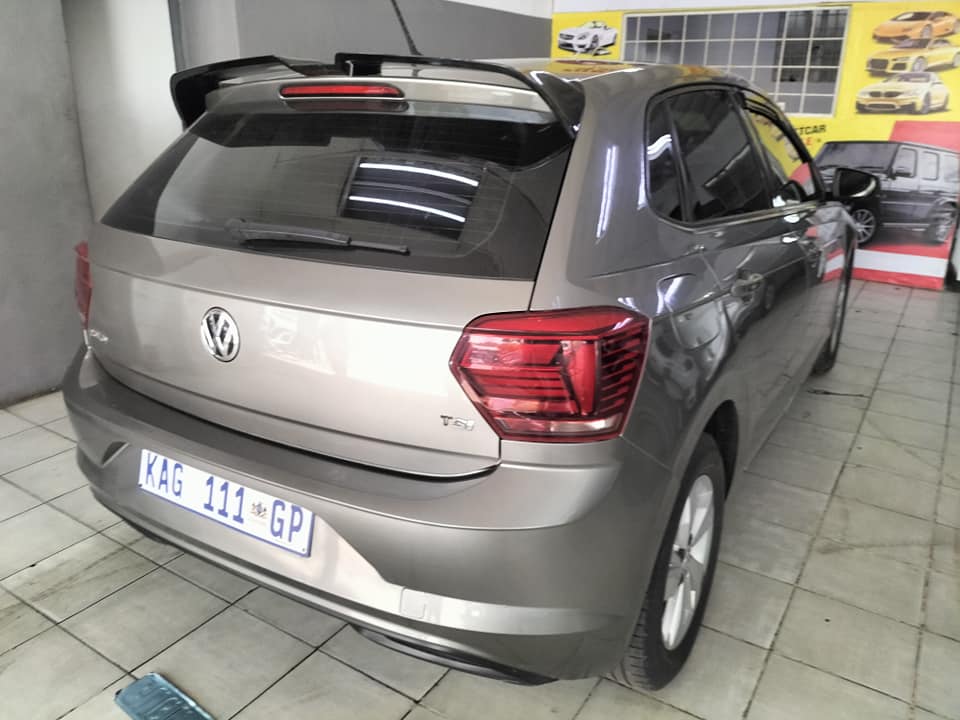 2019 vw polo 8 1.0 Auto, 92000km, grey Petrol, sparekey