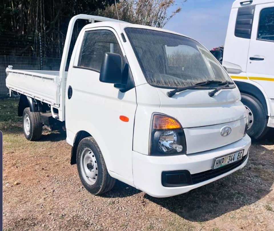 2015 HYANDAI,  H 100, Pick up
