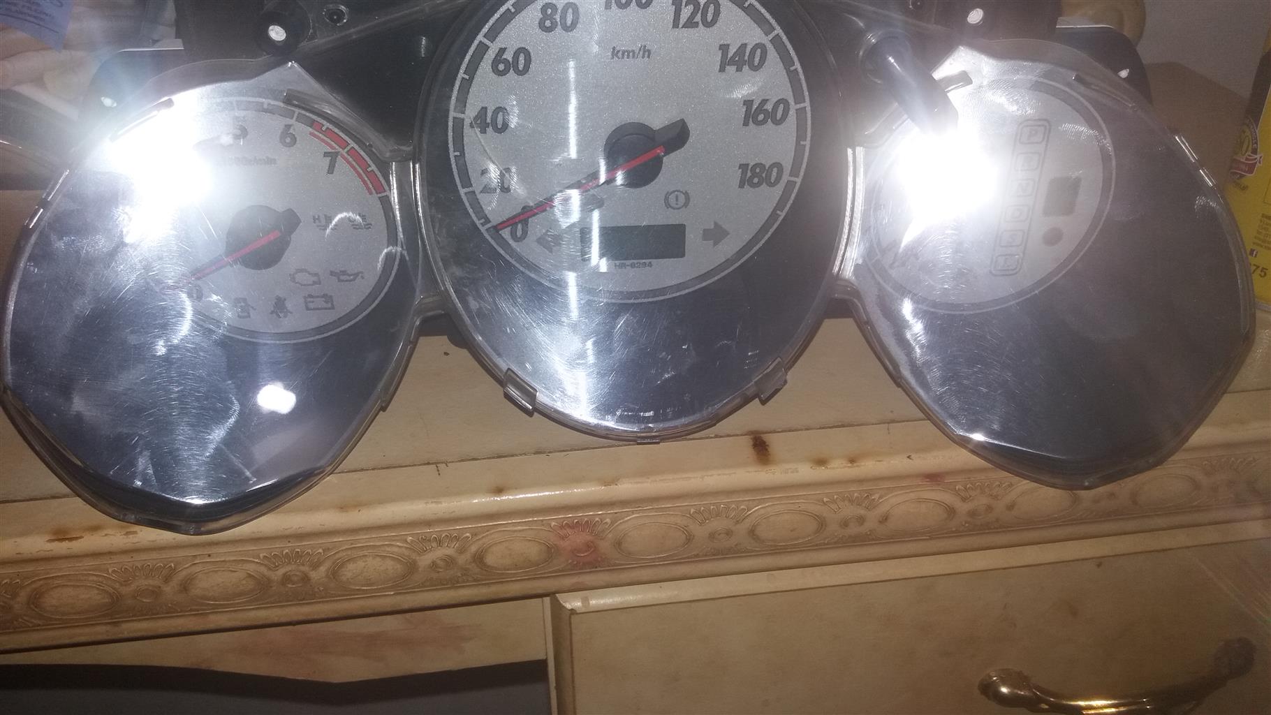 Honda Jazz auto clock cluster for sale - Private Seller