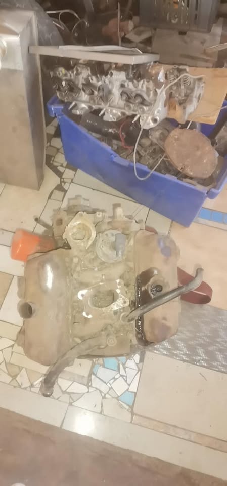 Ford v4 engine for sale can be used for display - Private Seller Ford v4 engine for sale can be used for display - Private Seller