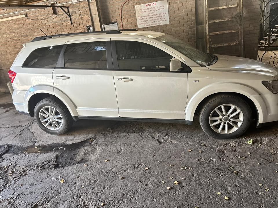 2018 DODGE JOURNEY FOR STRIPPING - Private Seller