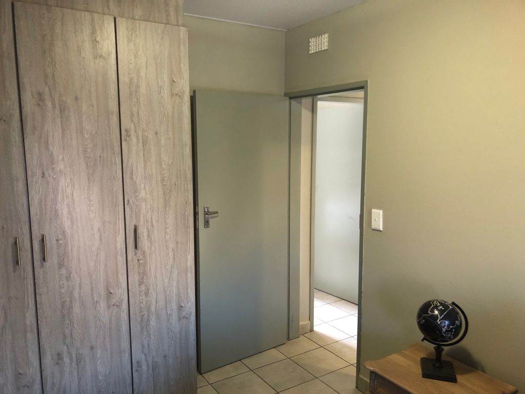 Secure 2 bedroom apartments in Montana Pretoria