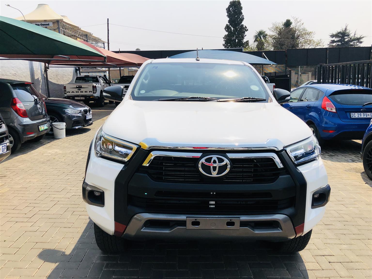 Used 2023 Toyota Hilux 2.4GD-6 double cab 4x4 Raider auto - Private Seller Used 2023 Toyota Hilux 2.4GD-6 double cab 4x4 Raider auto - Private Seller