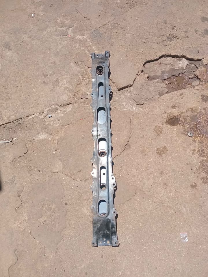 Suzuki swift radiator support crossmember 17-20 genuine oem - Private Seller