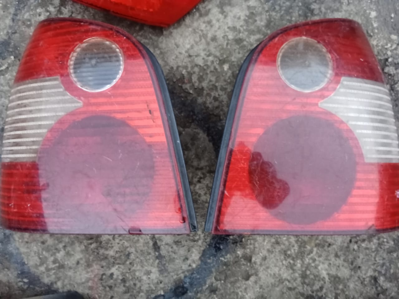 VW Polo (buchwa) tail lights set - Private Seller VW Polo (buchwa) tail lights set - Private Seller