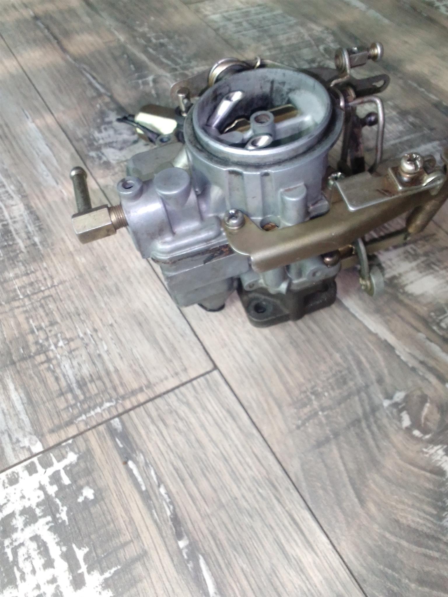 Nissan 1400 bakkie carbarator for sale - Private Seller