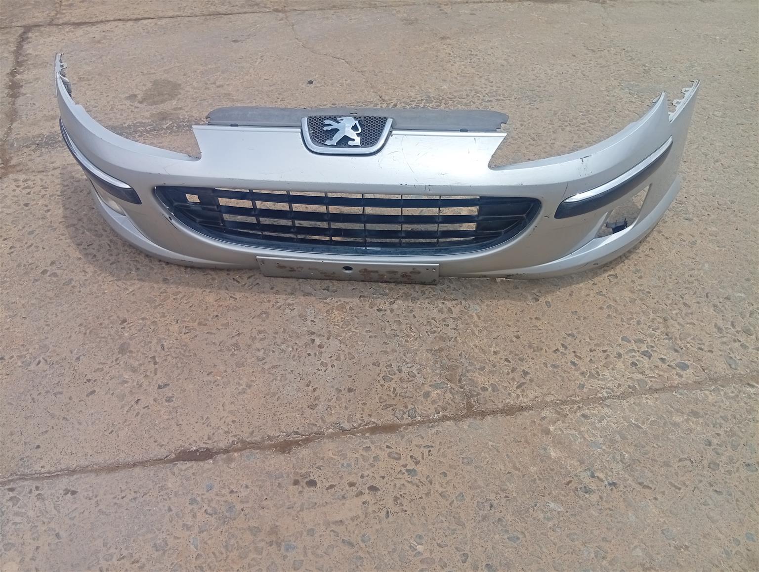 2004-2011 Peugeot 407 bumper - Private Seller 2004-2011 Peugeot 407 bumper - Private Seller