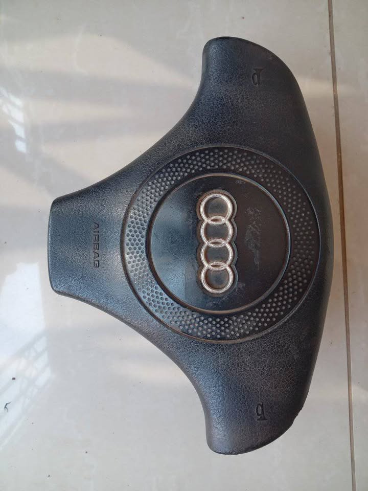 Audi A3 Model 2001 Steering Wheel Airbag - Private Seller Audi A3 Model 2001 Steering Wheel Airbag - Private Seller