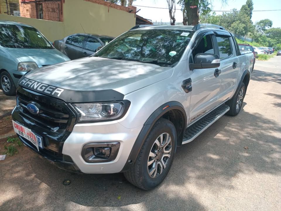 Ford ranger 2.0 bi-turbo Automatic 4x4 Double Cab  2022 53km Silver  Sparekey