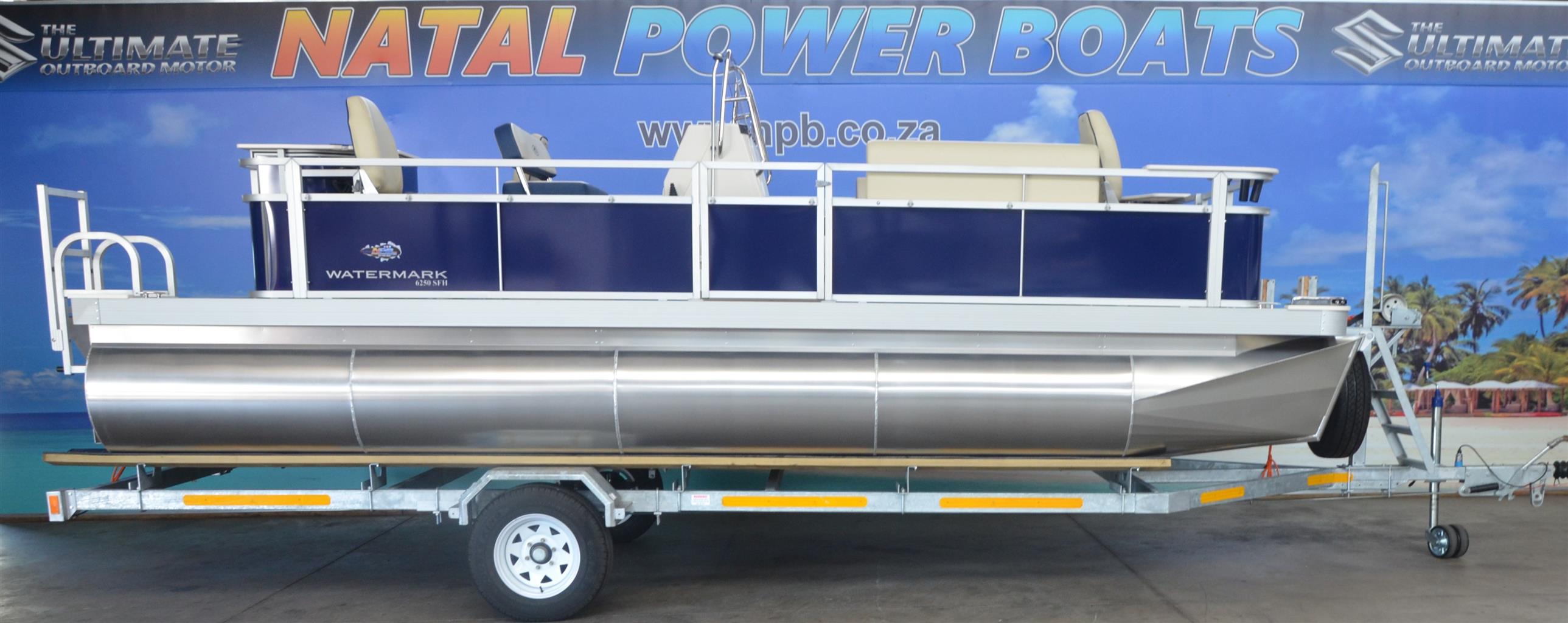 WATERMARK 6250 PONTOON BOAT WATERMARK 6250 PONTOON BOAT