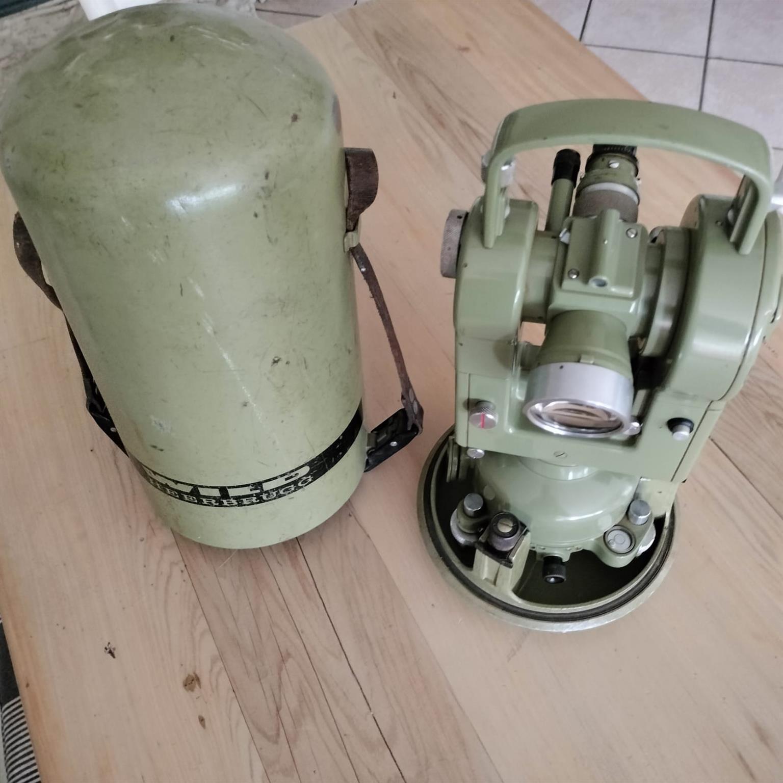 Wild T2 Heerbrug Theodolite made in Switzerland Wild T2 Heerbrug Theodolite made in Switzerland