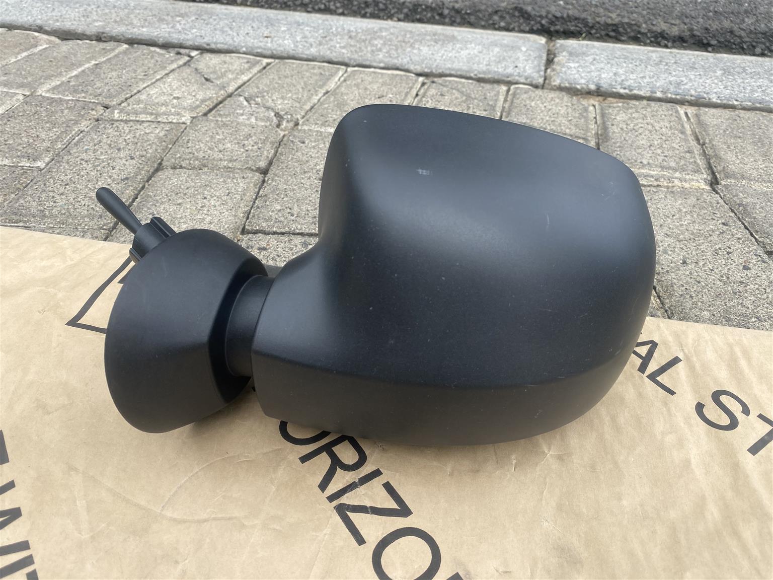 2021 NISSAN NP200 DOOR MIRROR LEFT SIDE FOR SALE. IN PRISTINE CONDITION - Private Seller 2021 NISSAN NP200 DOOR MIRROR LEFT SIDE FOR SALE. IN PRISTINE CONDITION - Private Seller