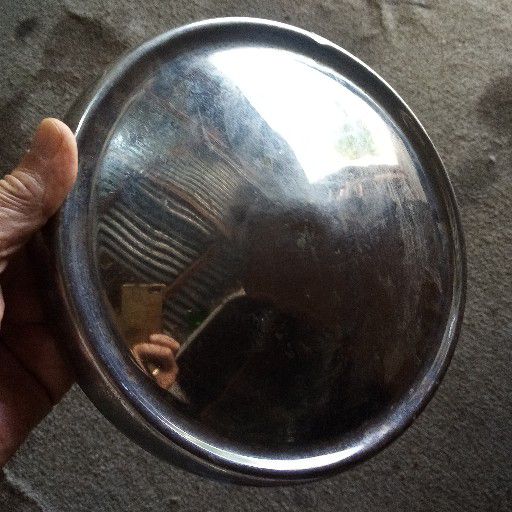 Cortina, Corsair, Anglia, hub cap - Private Seller Cortina, Corsair, Anglia, hub cap - Private Seller