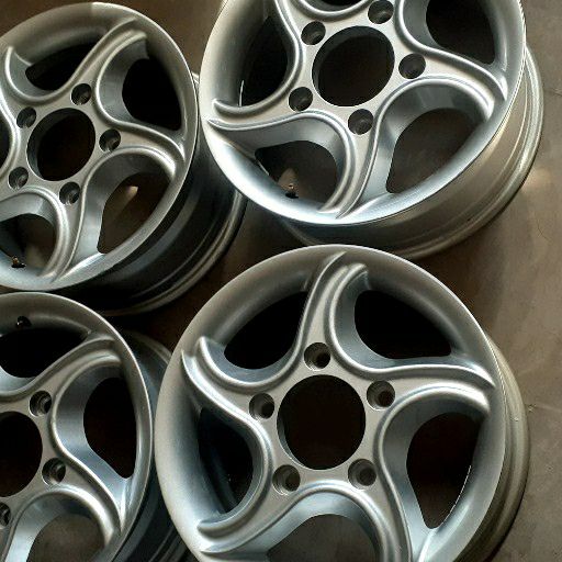 Mahindra rims