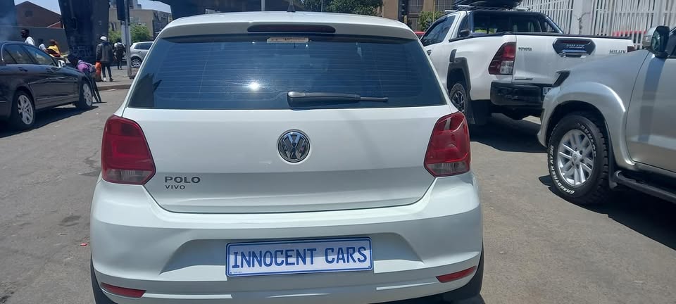 2018 VW POLO VIVO 1.4 PETROL, MANUAL TRANSMISSION, WHITE COLOUR, MILEAGE 84000KM