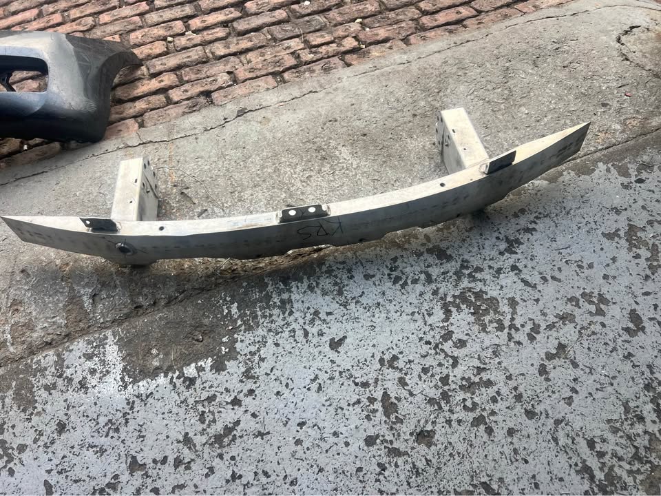 Bmw M2 G87 front stiffener - Private Seller Bmw M2 G87 front stiffener - Private Seller