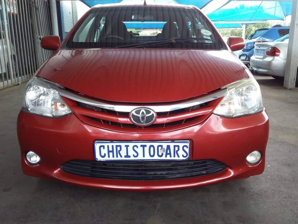 2013 Toyota Etios sedan manual 2013