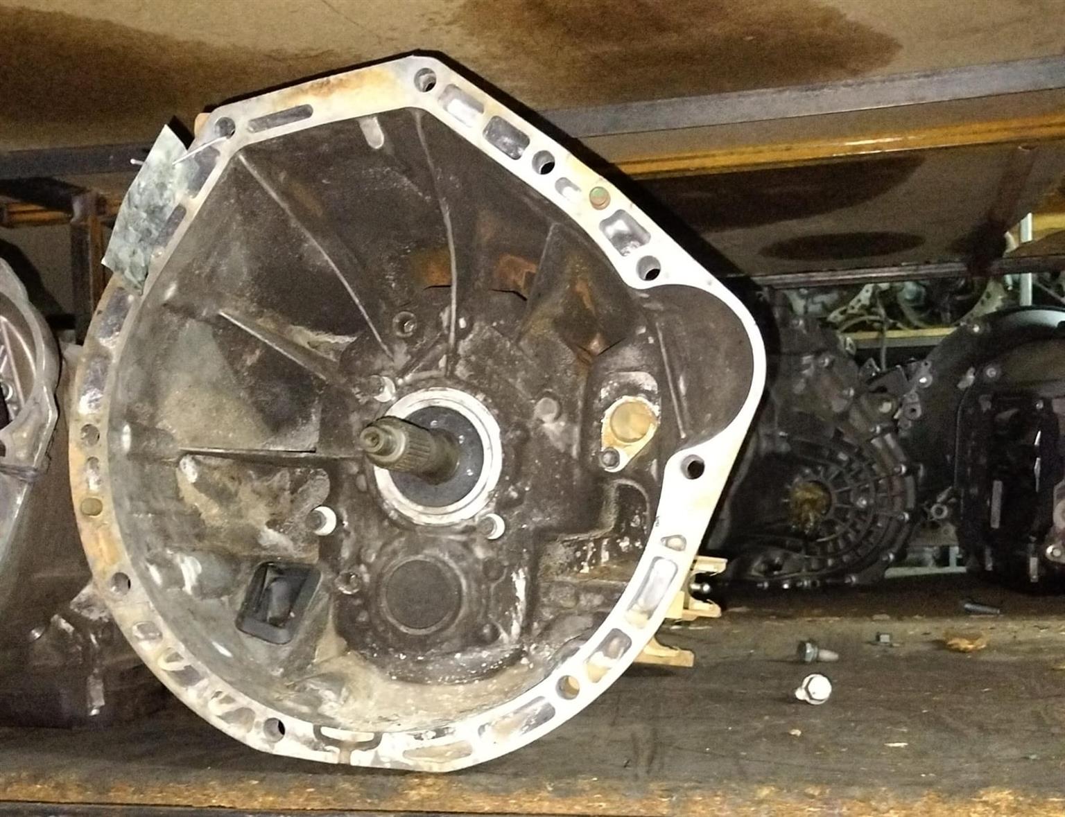 Used Mercedes Vito 115 646 Engine & Manual 6-Speed Gearbox for sale - Private Seller