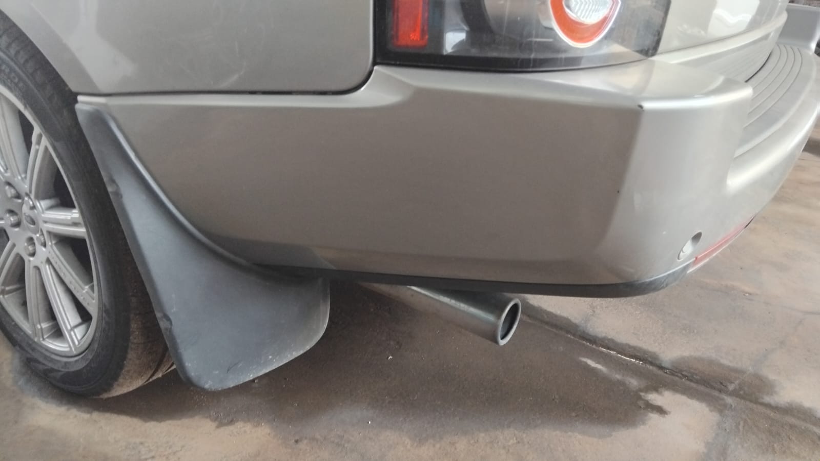 2010 Range Rover Vogue 5.0 V8 SC Rear Bumper for sale - Private Seller