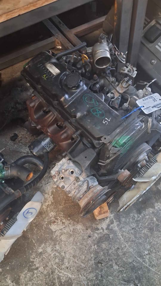 TOYOTA 5L ENGINE FOR SALE - Private Seller TOYOTA 5L ENGINE FOR SALE - Private Seller