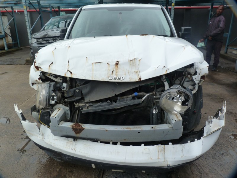 Jeep Patriot 2.4 Limited CVT AT White - 2012 STRIPPING FOR SPARES - Private Seller Jeep Patriot 2.4 Limited CVT AT White - 2012 STRIPPING FOR SPARES - Private Seller