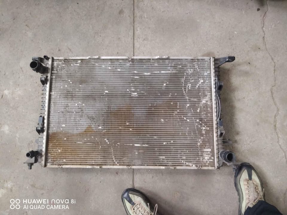 Audi a4, a5 radiator - Private Seller