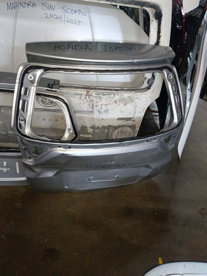 Honda BRV Tailgate - Private Seller