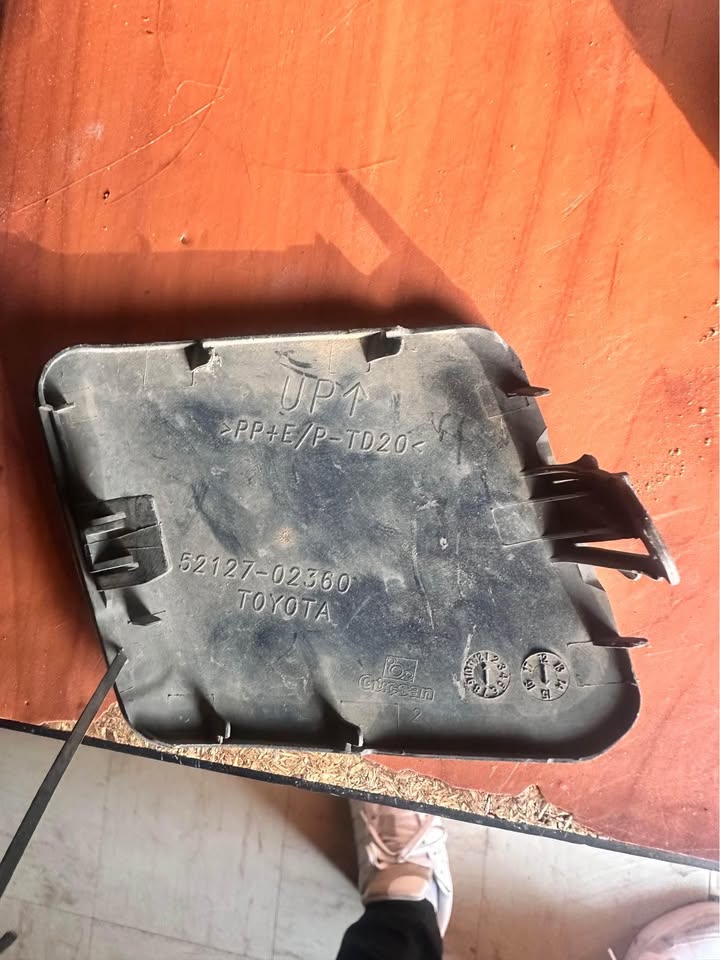 Toyota Etios fog cover - Private Seller Toyota Etios fog cover - Private Seller