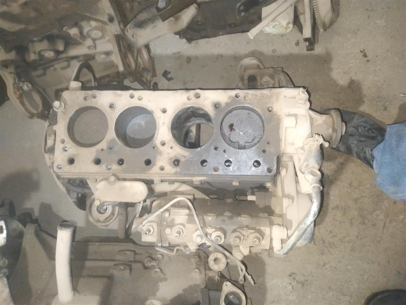 Isuzu c190 half engine for spare - Private Seller Isuzu c190 half engine for spare - Private Seller