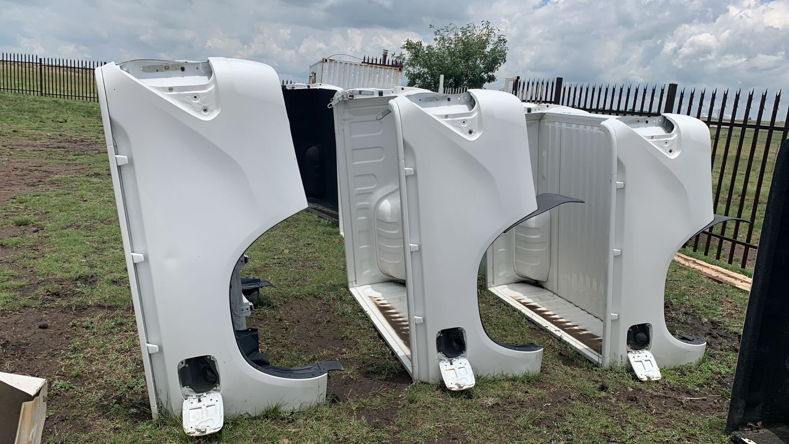 Toyota GD6 D/C Narrow load bins - Private Seller Toyota GD6 D/C Narrow load bins - Private Seller