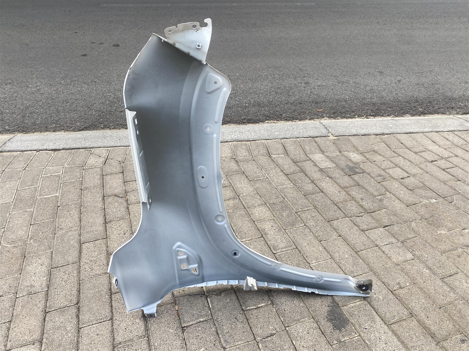 2024 RENAULT KIGER LEFT FRONT FENDER FOR SALE. IN PRISTINE CONDITION - Private Seller 2024 RENAULT KIGER LEFT FRONT FENDER FOR SALE. IN PRISTINE CONDITION - Private Seller