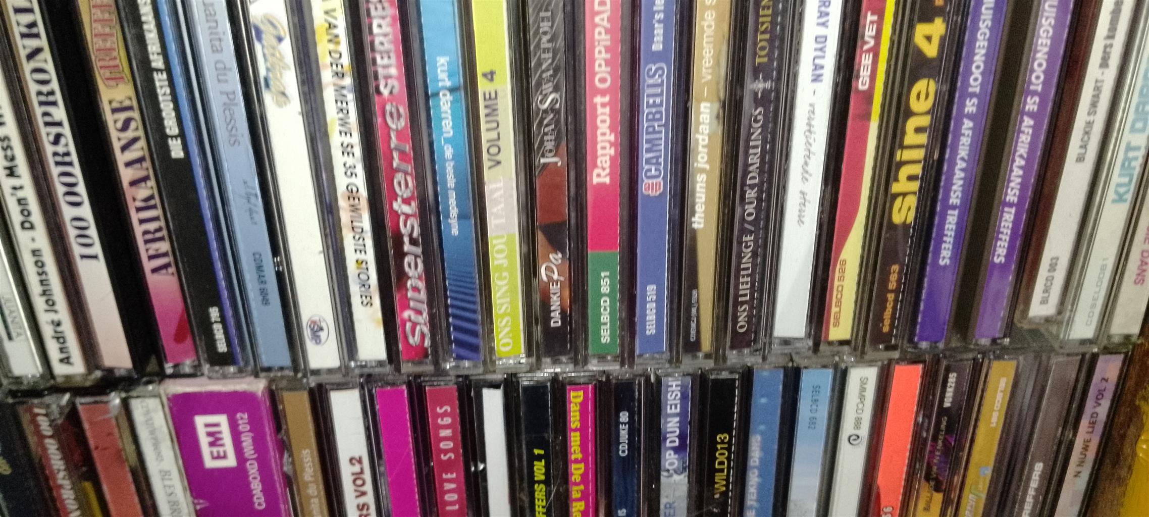 I have 40,000+ cds for sale,pop,rock,jazz,country,afrikaans,classics and more.