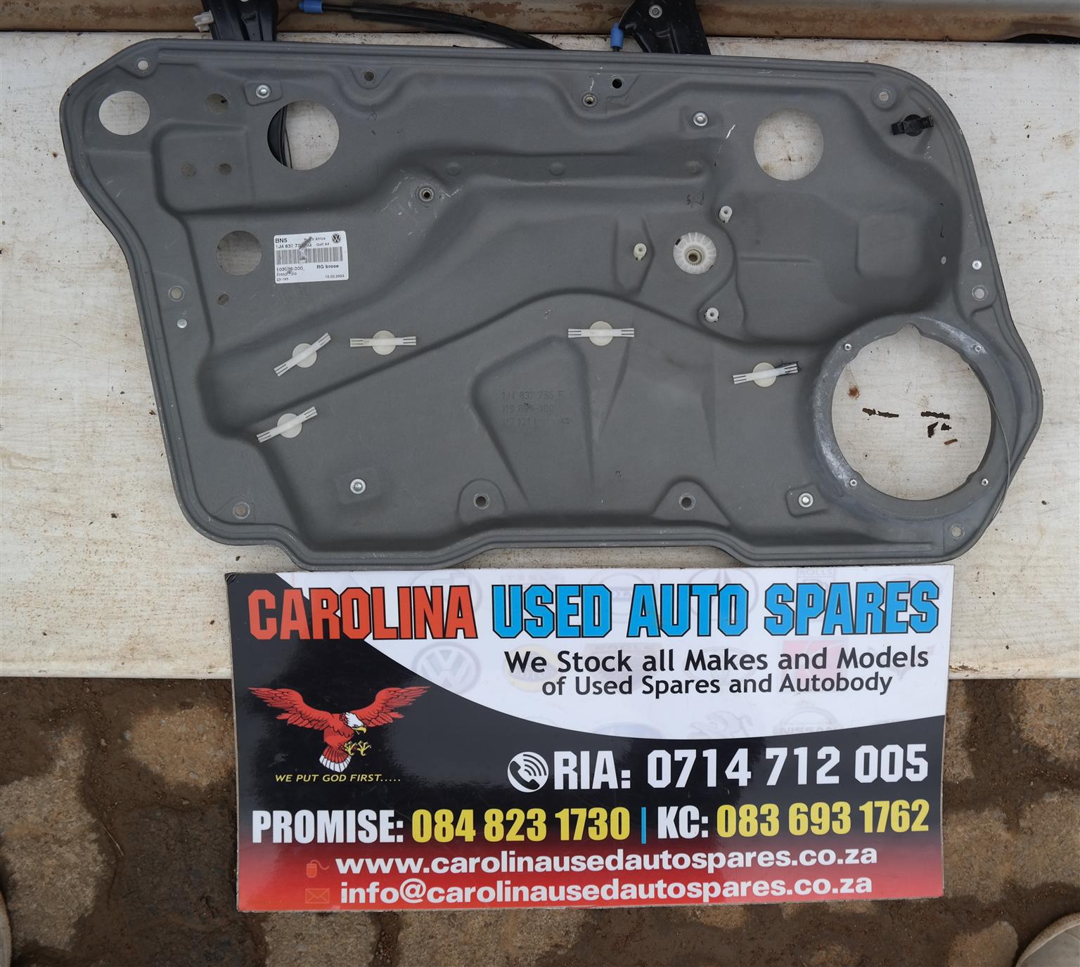 VW Golf MK4 left side front window mechanism - Private Seller