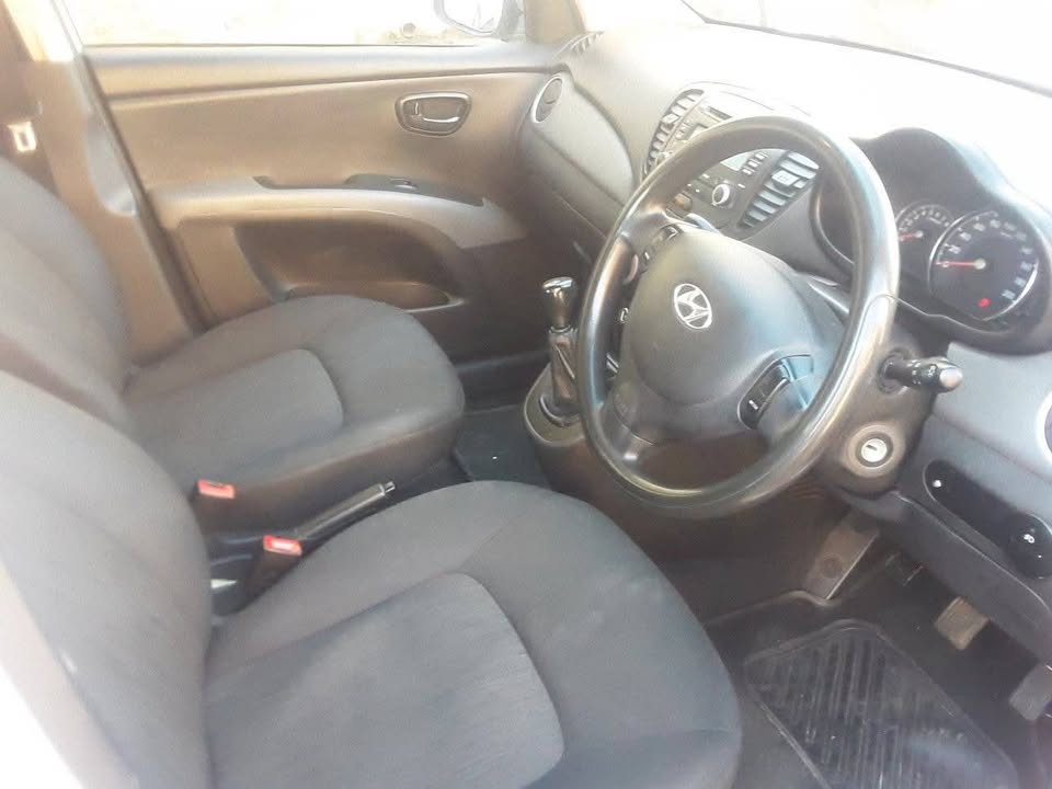2016 Hyundai i10 Accident free