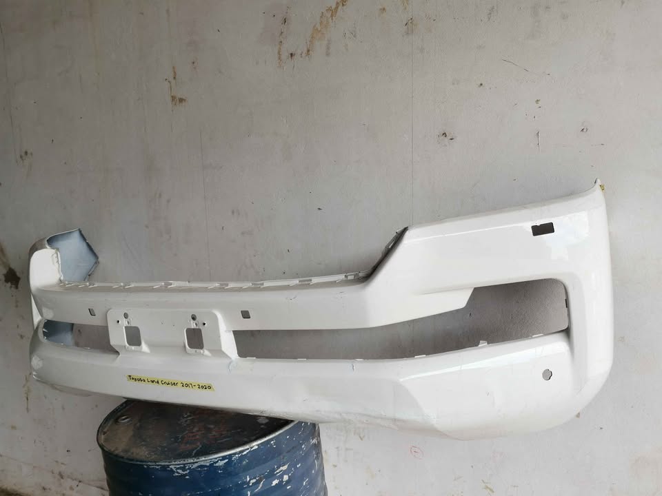 Toyota Land Cruiser front bumper 2017-2020 - Private Seller