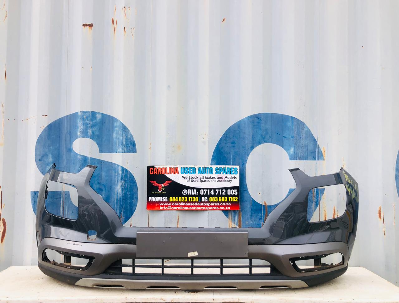 Hyundai Venue complete front bumper with spoiler (2019-20230 - Private Seller Hyundai Venue complete front bumper with spoiler (2019-20230 - Private Seller