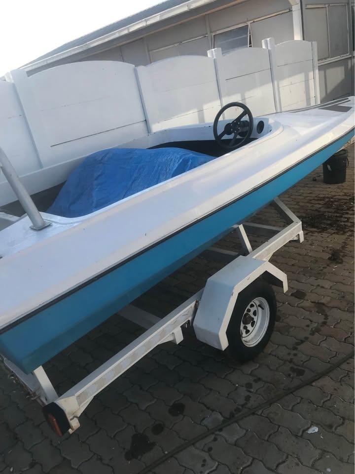 Suzuki Speed Boat