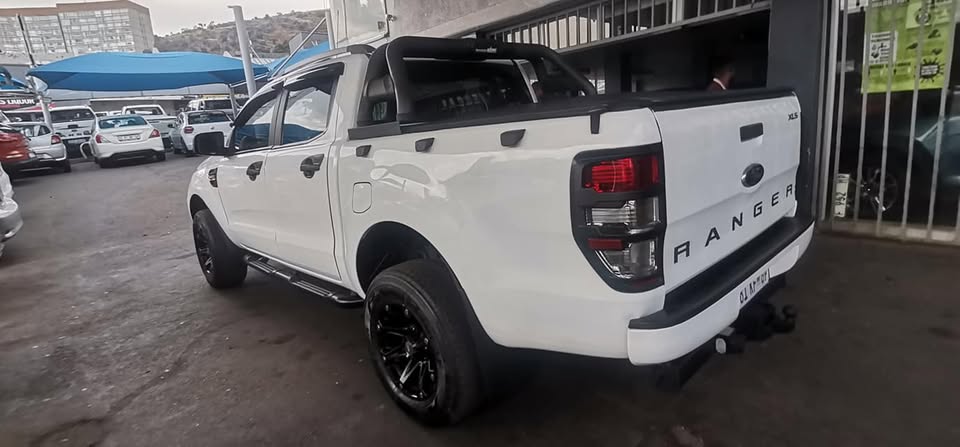 2016 FORD RANGER 2.2 XLS 6 SPEED DOUBLE CAB 4X2 MANUAL DIESEL