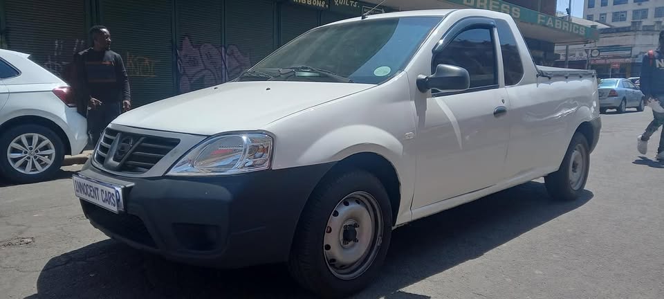 2022 NISSAN NP200 1.6 PETROL, MANUAL TRANSMISSION, WHITE COLOUR,
