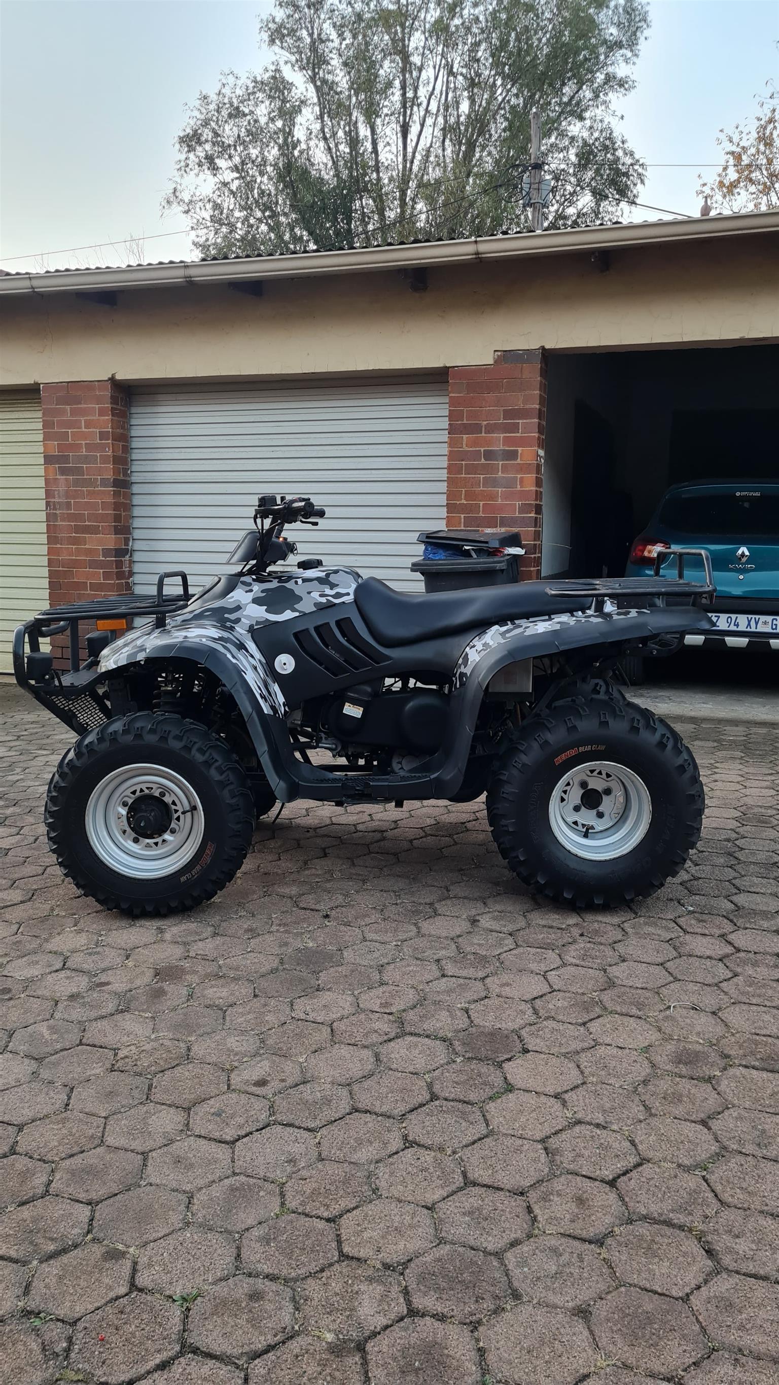 Linhai rustler 300 2x4 atv quadbike